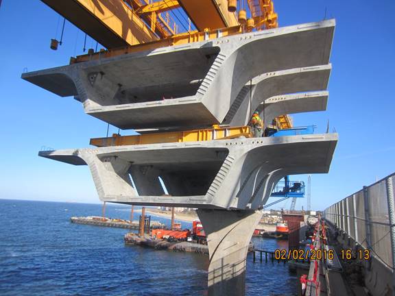 Typical segments being positioned at Pier Column 4